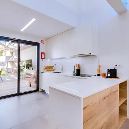 Al - Boho Chic Country Club