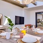 Al - Boho Chic Country Club 別荘